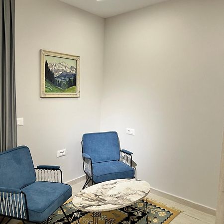 Lyden Hotel Golem  Luaran gambar
