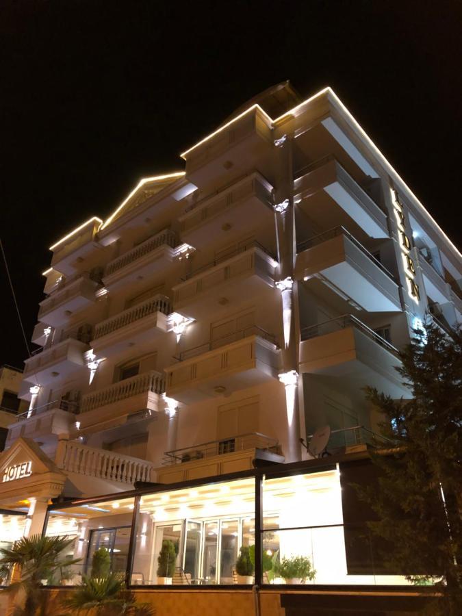 Lyden Hotel Golem  Luaran gambar